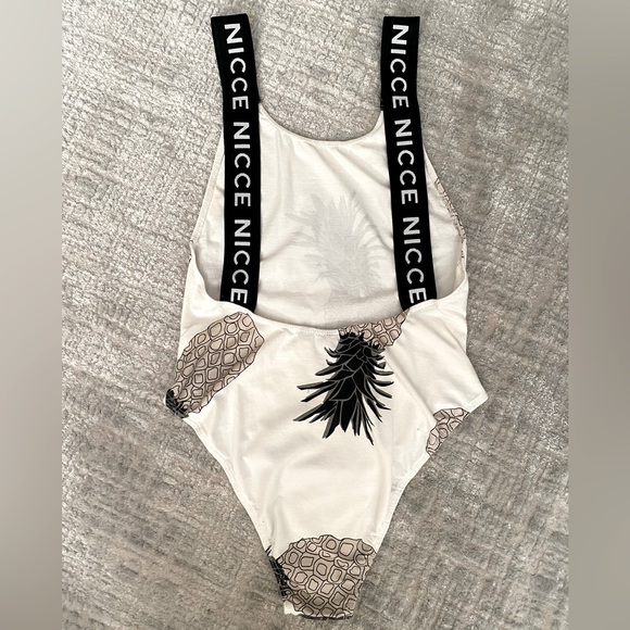 Small Nicce Bodysuit - Picture 2 of 2